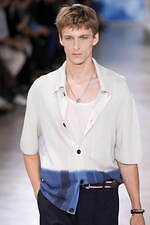 エルメス 2025年夏メンズコレクション - 軽快と洗練、心地よく流れる均衡｜写真52