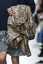 ホワイトマウンテニアリング 2025年春夏コレクション - 機能性とデザイン性の交錯｜写真30