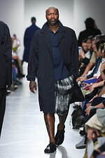 ホワイトマウンテニアリング 2025年春夏コレクション - 機能性とデザイン性の交錯｜写真43