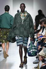 ホワイトマウンテニアリング 2025年春夏コレクション - 機能性とデザイン性の交錯｜写真57