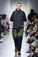 ホワイトマウンテニアリング 2025年春夏コレクション - 機能性とデザイン性の交錯｜写真89