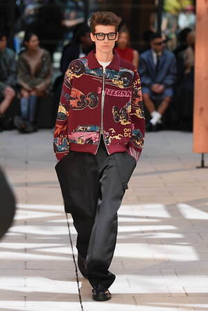 sacai 2025年春夏コレクション - 対比が織りなすダイナミズム｜写真34