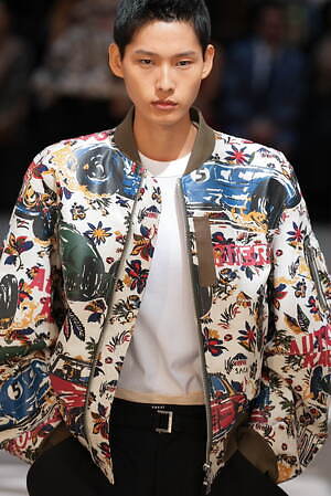 sacai 2025年春夏コレクション - 対比が織りなすダイナミズム｜写真39