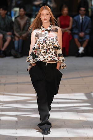 sacai 2025年春夏コレクション - 対比が織りなすダイナミズム｜写真40
