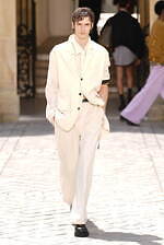 ベッドフォード 2025年春夏コレクション - ささやかな仕草に潜む“ドラマ”｜写真25