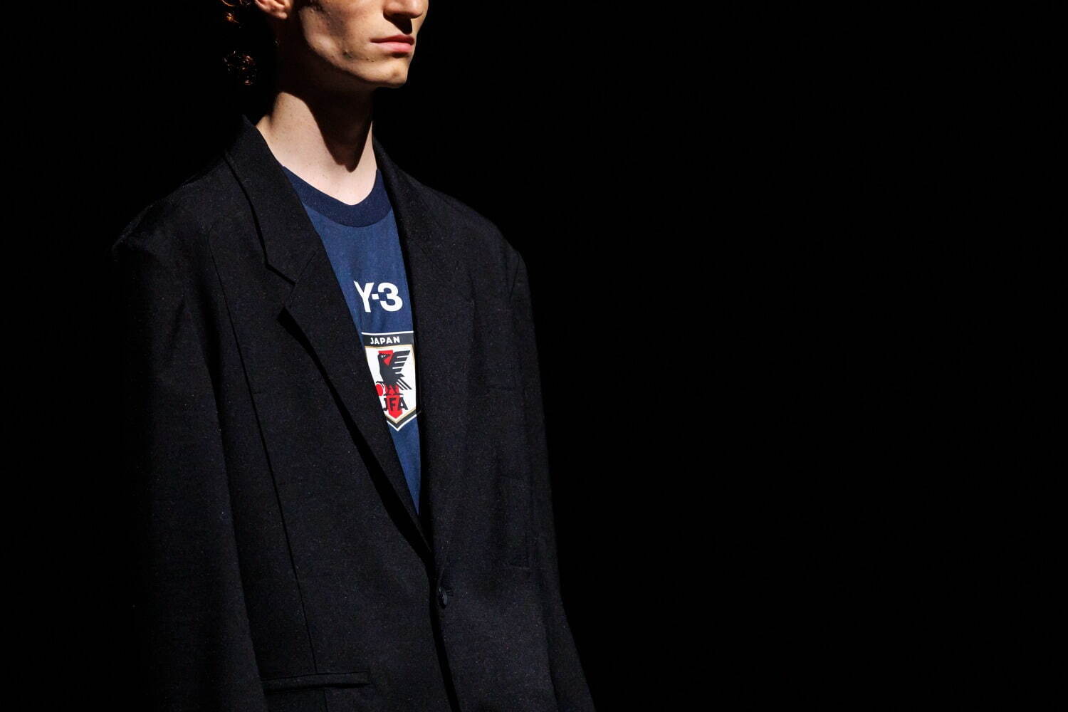 Y-3×サッカー日本代表“炎”テーマのユニフォーム、ホームはダークネイビー＆アウェイは白を基調に｜写真51
