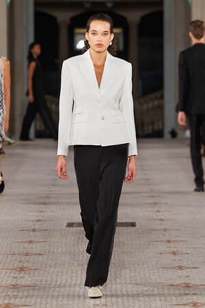 ウェールズ・ボナー(WALES BONNER) 2025年春夏ウィメンズ&メンズコレクション  - 写真32