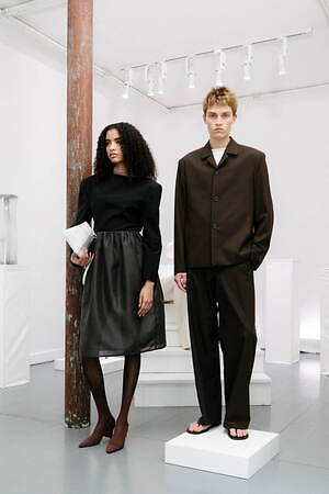 アモーメント(AMOMENTO) 2025年リゾートウィメンズ&メンズコレクション  - 写真15