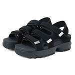 フィラ×アドラーの限定スポーツサンダル、“オールブラック”の厚底ソール×3本のアジャストベルト｜写真8