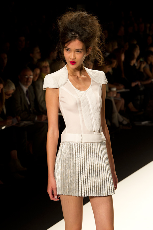 ポール コステロ(Paul Costelloe) 2011年春夏ウィメンズコレクション  - 写真27