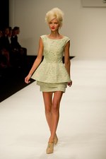 英国の大御所ポール コステロの最新コレクション - 2011年春夏 ロンドン・ファッション・ウィーク｜写真13