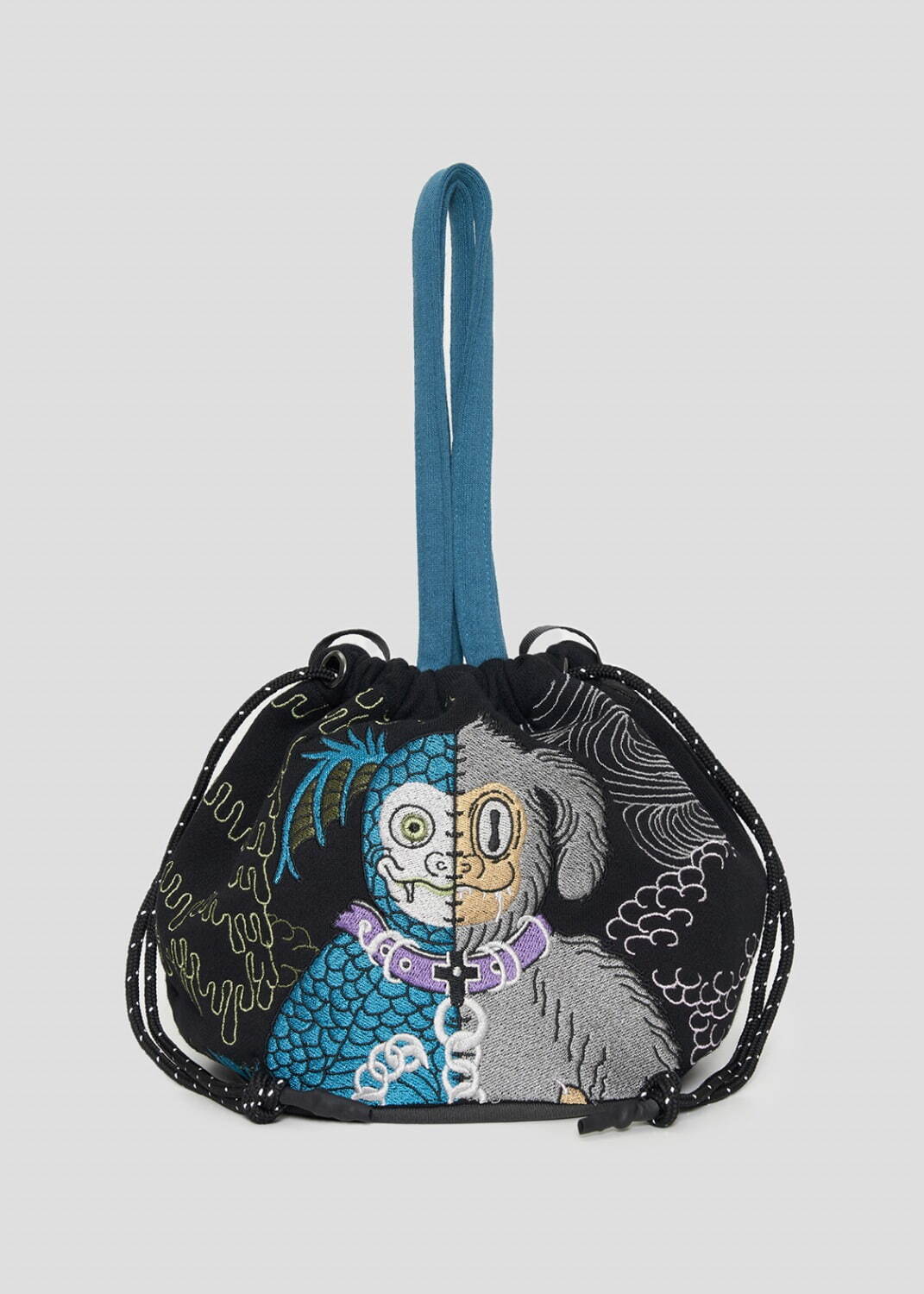 グラニフ×石黒亜矢子“化け猫”プリントのTシャツやワンピース、“黒猫の顔”描いた巾着バッグも｜写真6