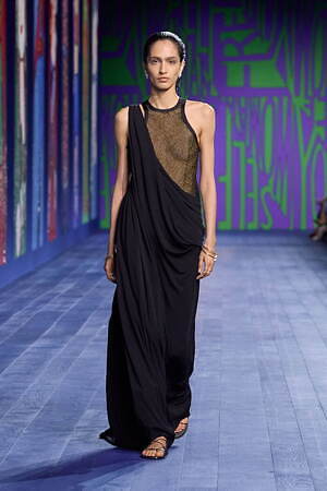 ディオール オートクチュール(DIOR  Haute Couture) 2024-25年秋冬ウィメンズコレクション  - 写真4