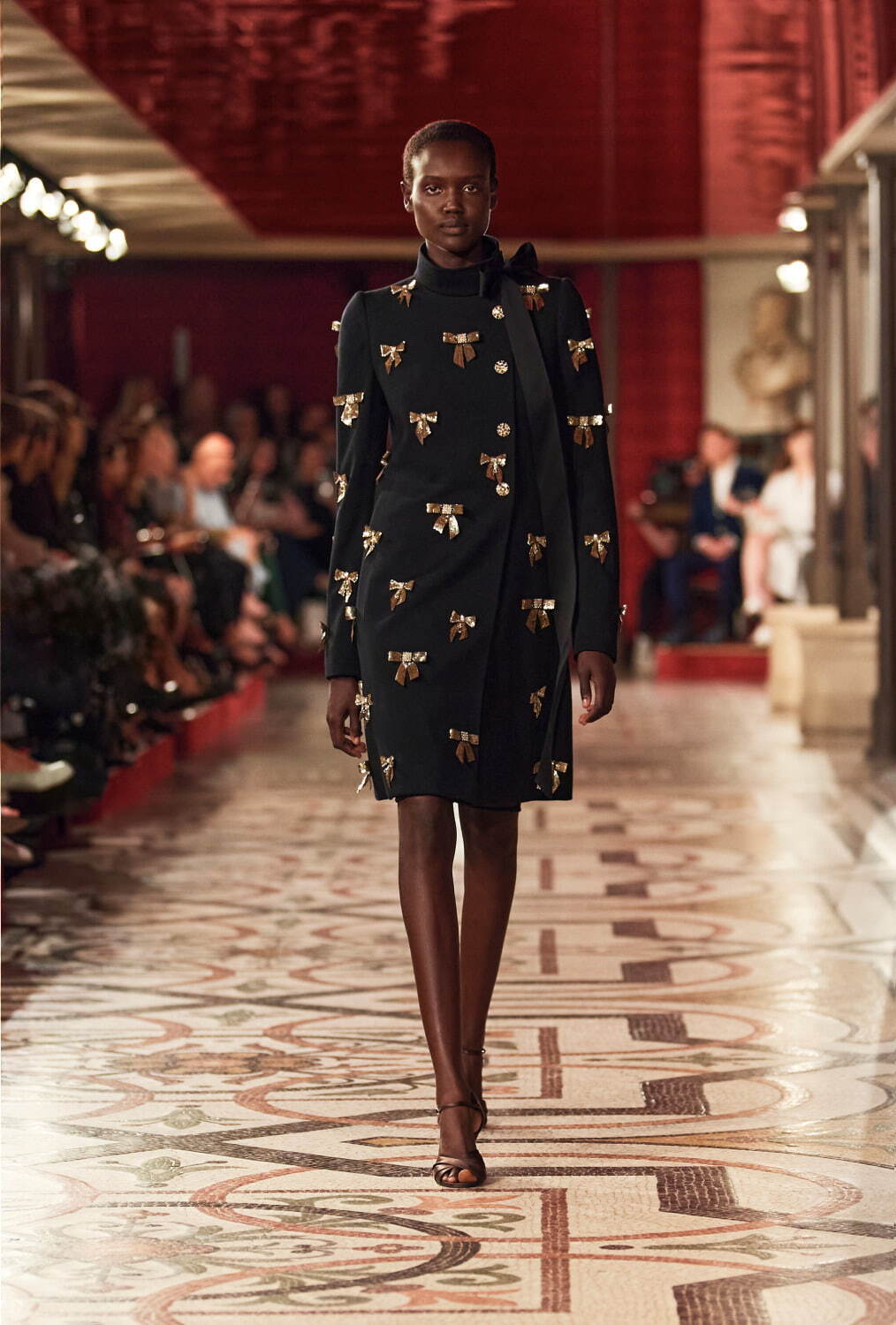 シャネル オートクチュール(CHANEL Haute Couture) 2024-25年秋冬ウィメンズコレクション  - 写真27