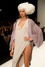 注目の若手デザイナーデュオ、ジェナ・テオ(Jena.Theo)　2011年春夏コレクション - ロンドン・ファッション・ウィーク｜写真5