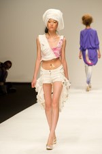 注目の若手デザイナーデュオ、ジェナ・テオ(Jena.Theo)　2011年春夏コレクション - ロンドン・ファッション・ウィーク｜写真14