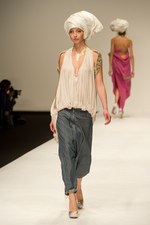 注目の若手デザイナーデュオ、ジェナ・テオ(Jena.Theo)　2011年春夏コレクション - ロンドン・ファッション・ウィーク｜写真23