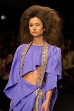 注目の若手デザイナーデュオ、ジェナ・テオ(Jena.Theo)　2011年春夏コレクション - ロンドン・ファッション・ウィーク｜写真27