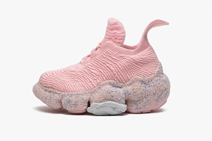 グラウンズ「食後のデザート」着想の24年秋スニーカー、“キャンディ”風厚底ソール＆ブーツタイプも