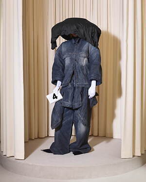 バレンシアガ クチュール(BALENCIAGA Couture ) 2024-25年秋冬ウィメンズ&メンズコレクション  - 写真4