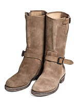 タカヒロミヤシタザソロイスト．×グイディのコラボシューズ、クラシックなエンジニアブーツを再解釈｜写真1