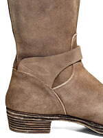 タカヒロミヤシタザソロイスト．×グイディのコラボシューズ、クラシックなエンジニアブーツを再解釈｜写真5