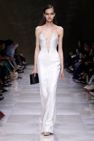 ジョルジオ アルマーニ プリヴェ(GIORGIO ARMANI PRIVÉ) 2024-25年秋冬ウィメンズコレクション  - 写真35