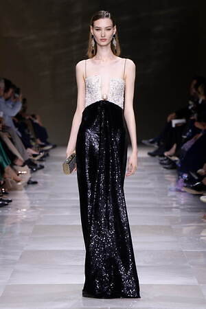 ジョルジオ アルマーニ プリヴェ(GIORGIO ARMANI PRIVÉ) 2024-25年秋冬ウィメンズコレクション  - 写真47