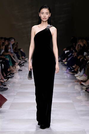 ジョルジオ アルマーニ プリヴェ(GIORGIO ARMANI PRIVÉ) 2024-25年秋冬ウィメンズコレクション  - 写真59