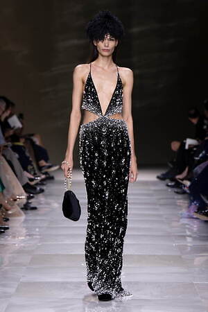 ジョルジオ アルマーニ プリヴェ(GIORGIO ARMANI PRIVÉ) 2024-25年秋冬ウィメンズコレクション  - 写真73