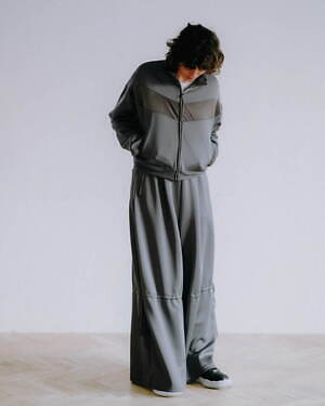 ロアーガンズ(roarguns) 2024-25年秋冬ウィメンズコレクション  - 写真14