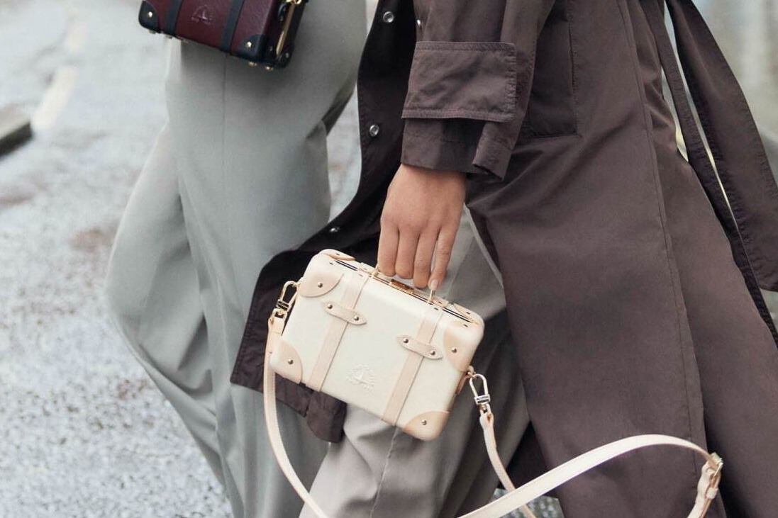 グローブ・トロッターの人気スーツケースがミニバッグに、2WAYで使える「メイフェア・ケース」