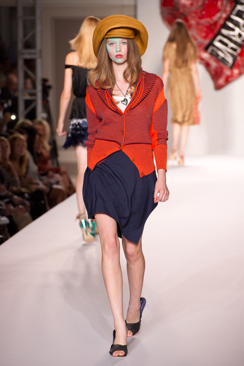 ヴィヴィアン・ウエストウッド レッドレーベル(Vivienne Westwood RED LABEL) 2011年春夏ウィメンズコレクション  - 写真48