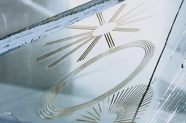 恵比寿ガーデンプレイス｜東京都写真美術館のコレクション展「見ることの重奏」奈良原一高やアジェら14作家“視線の多層性”