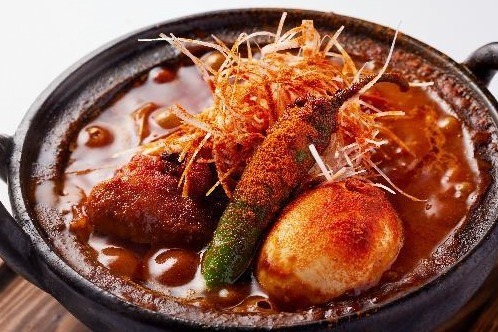 激辛グルメ｜虎ノ門ヒルズの24年夏“激辛グルメ”イベント、海鮮ガパオライスやスパイシーカレーうどんなどが集結