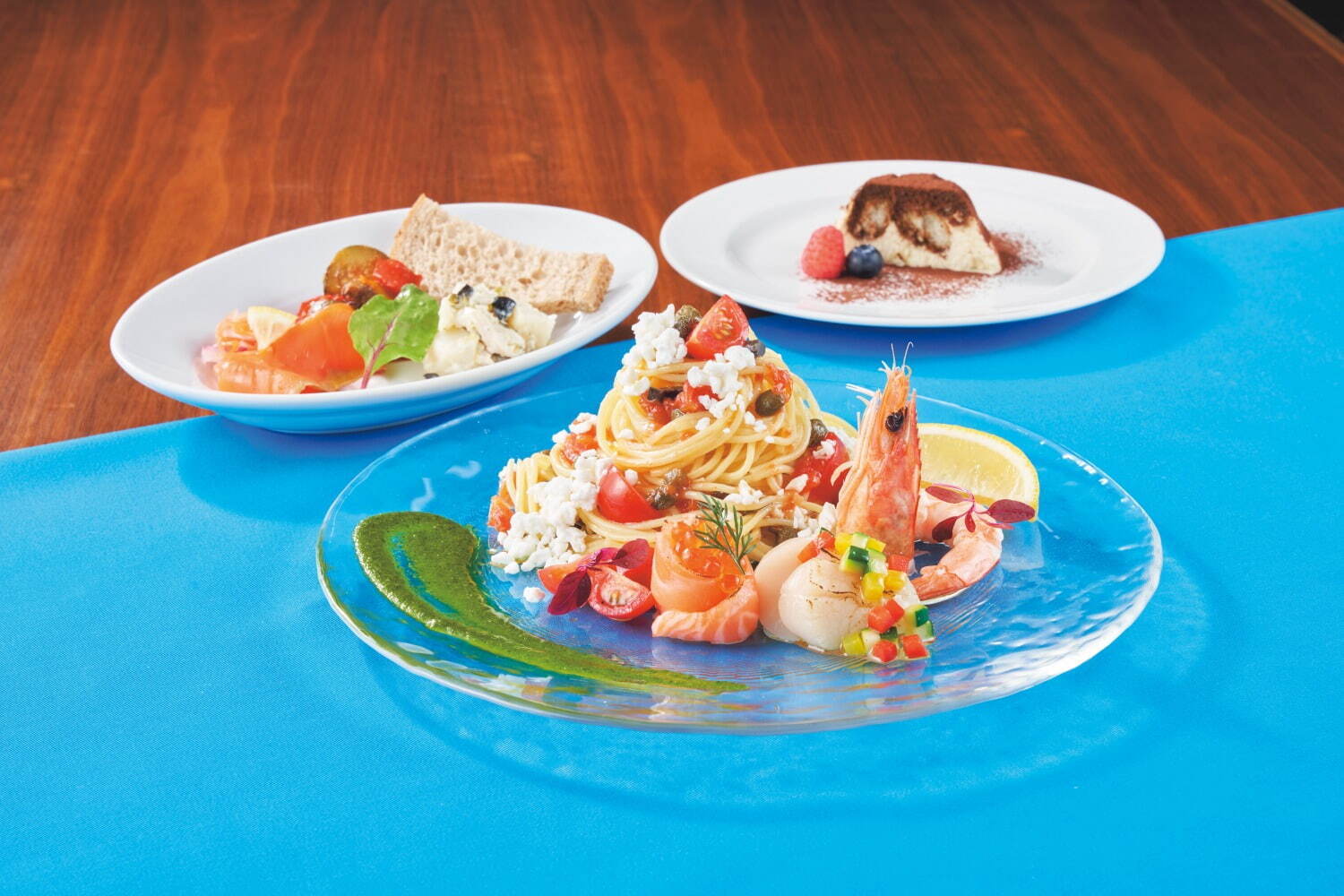 USJ“びしょ濡れ”パレードを楽しむ夏グッズ＆メニュー、マリオになりきるフード付きタオルやサングラス｜写真57