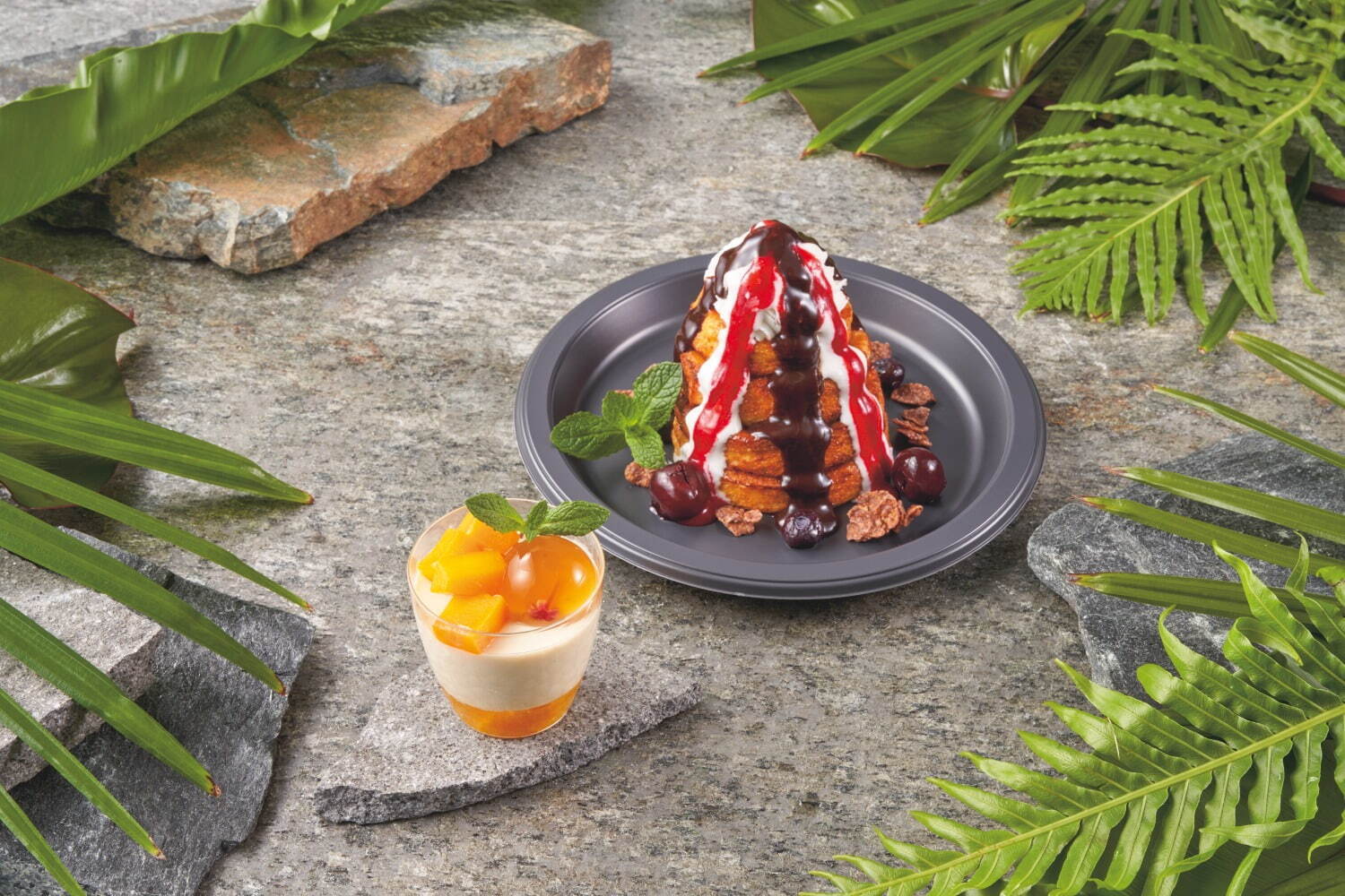 USJ“びしょ濡れ”パレードを楽しむ夏グッズ＆メニュー、マリオになりきるフード付きタオルやサングラス｜写真56