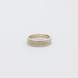 ドレスドアンドレスド“無を示す”ウォッチ型ブレスレット、西武渋谷店で期間限定ストア｜写真7