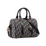 ディオール24年秋冬“ラッキースター＆パドロック”付きボストンバッグ、エンボスレザーやカナージュで｜写真1