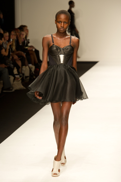 フェルダー フェルダー 2011年春夏<span>コレクション</span> - 写真33