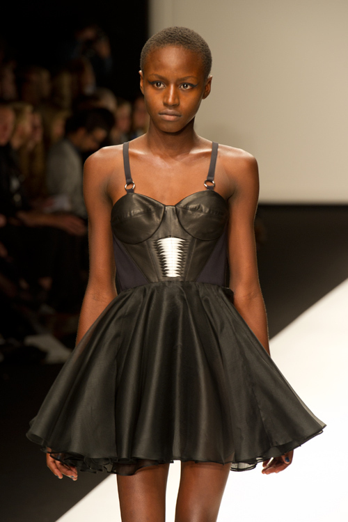 フェルダー フェルダー 2011年春夏<span>コレクション</span> - 写真34