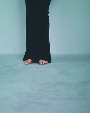 フィーニー(PHEENY) 2024-25年秋冬ウィメンズコレクション  - 写真4