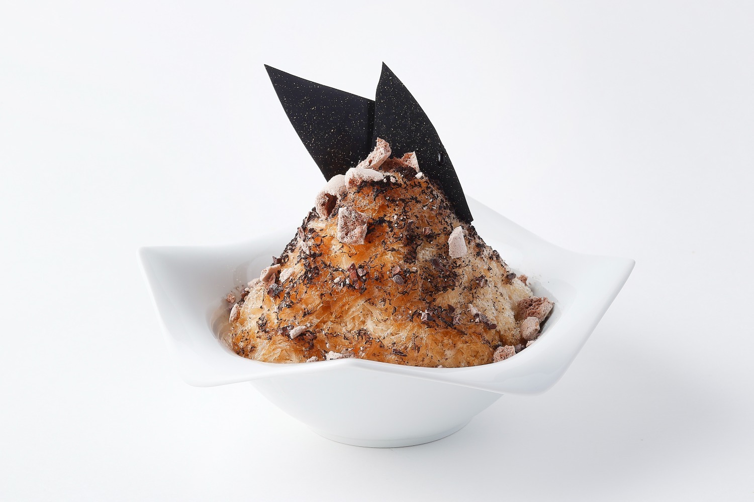 マスカルポーネチーズ｜エンポリオ アルマーニ カフェ「ティラミスかき氷」コーヒー氷×濃厚マスカルポーネ入り、心斎橋パルコで
