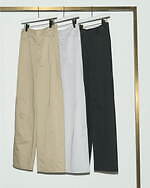 ディッキーズのスタイリング/限定ウェア、コクーンシルエットのパンツ＆ラッフルワンピース｜写真4