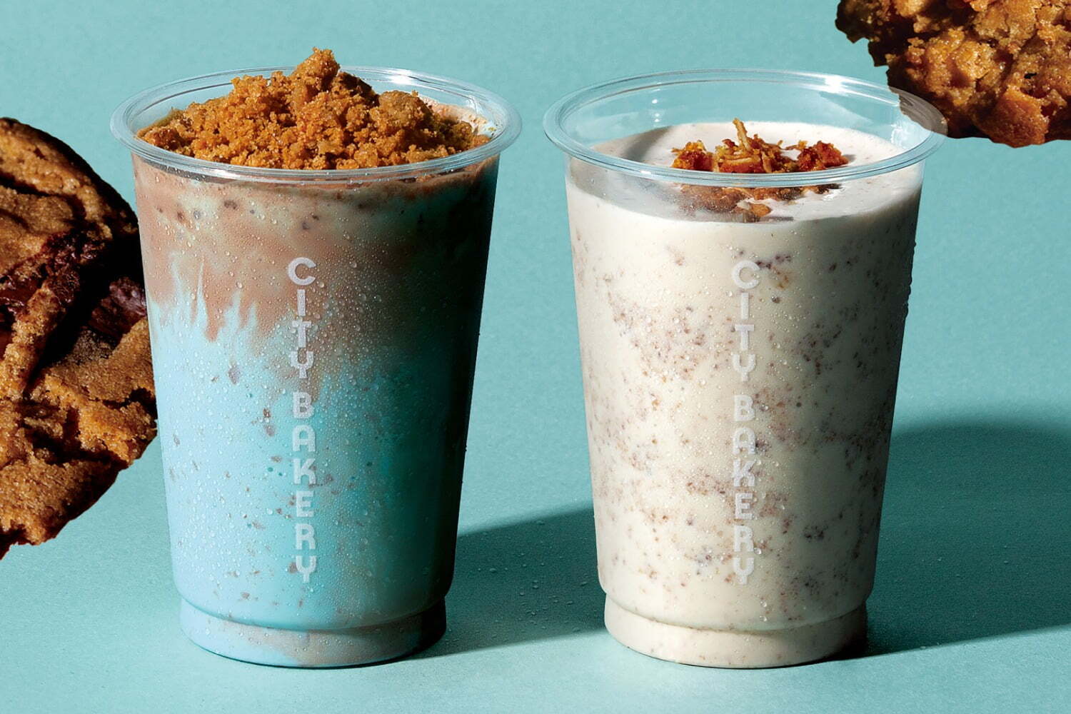 ヨーク｜ザ シティ ベーカリー“ザクザク食感”の夏限定クッキーシェイク、チョコミント＆ココナッツフレーバー