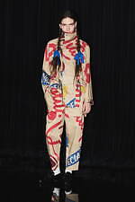 ヴィヴィアン・ウエストウッド マン 2024年秋冬コレクション - クラシカルを基盤としたストリート｜写真2