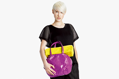 プリーツ プリーズ イッセイ ミヤケのバッグ「NOUGAT」から2つの新作シリーズ