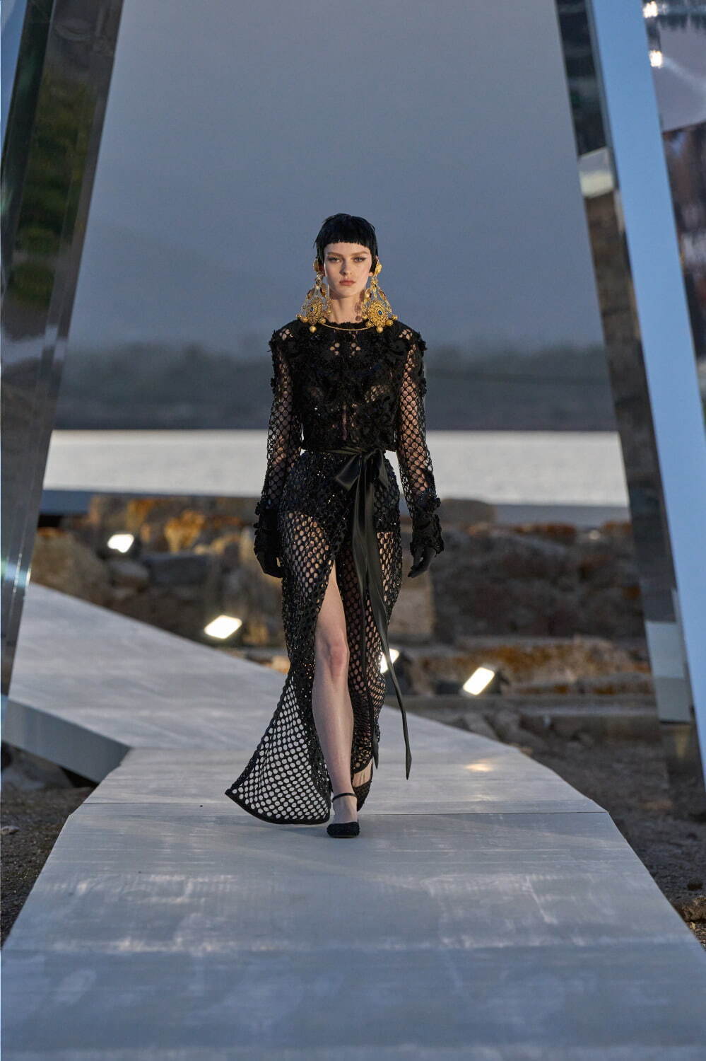 ドルチェ＆ガッバーナ アルタ モーダ(DOLCE&GABBANA Alta Moda) 2024-25年秋冬ウィメンズコレクション  - 写真64
