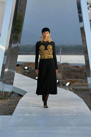 ドルチェ＆ガッバーナ アルタ モーダ(DOLCE&GABBANA Alta Moda) 2024-25年秋冬ウィメンズコレクション  - 写真13