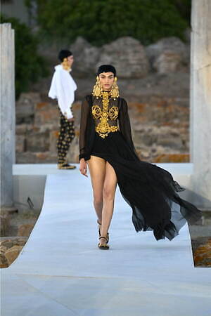 ドルチェ＆ガッバーナ アルタ モーダ(DOLCE&GABBANA Alta Moda) 2024-25年秋冬ウィメンズコレクション  - 写真15